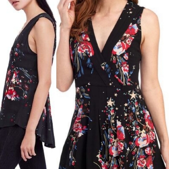 ⭐️ Free People Back to the Basics Boho Floral Star Wrap Tunic Black Top - Picture 2 of 13